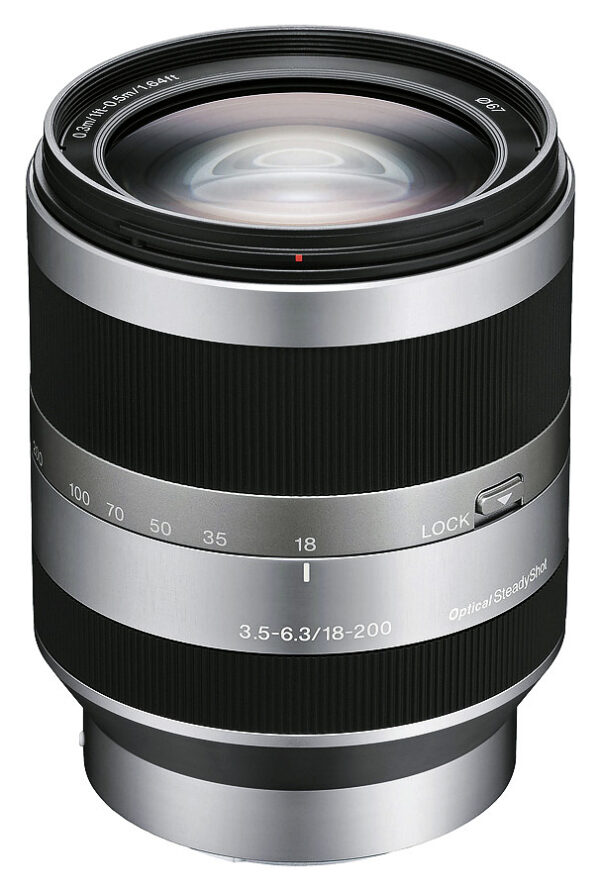 Sony E 18-200mm f/3.5-6.3 OSS (APS-C